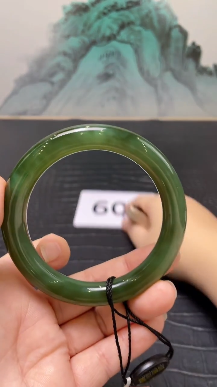 未镶嵌手镯和田玉（碧玉）初****160+