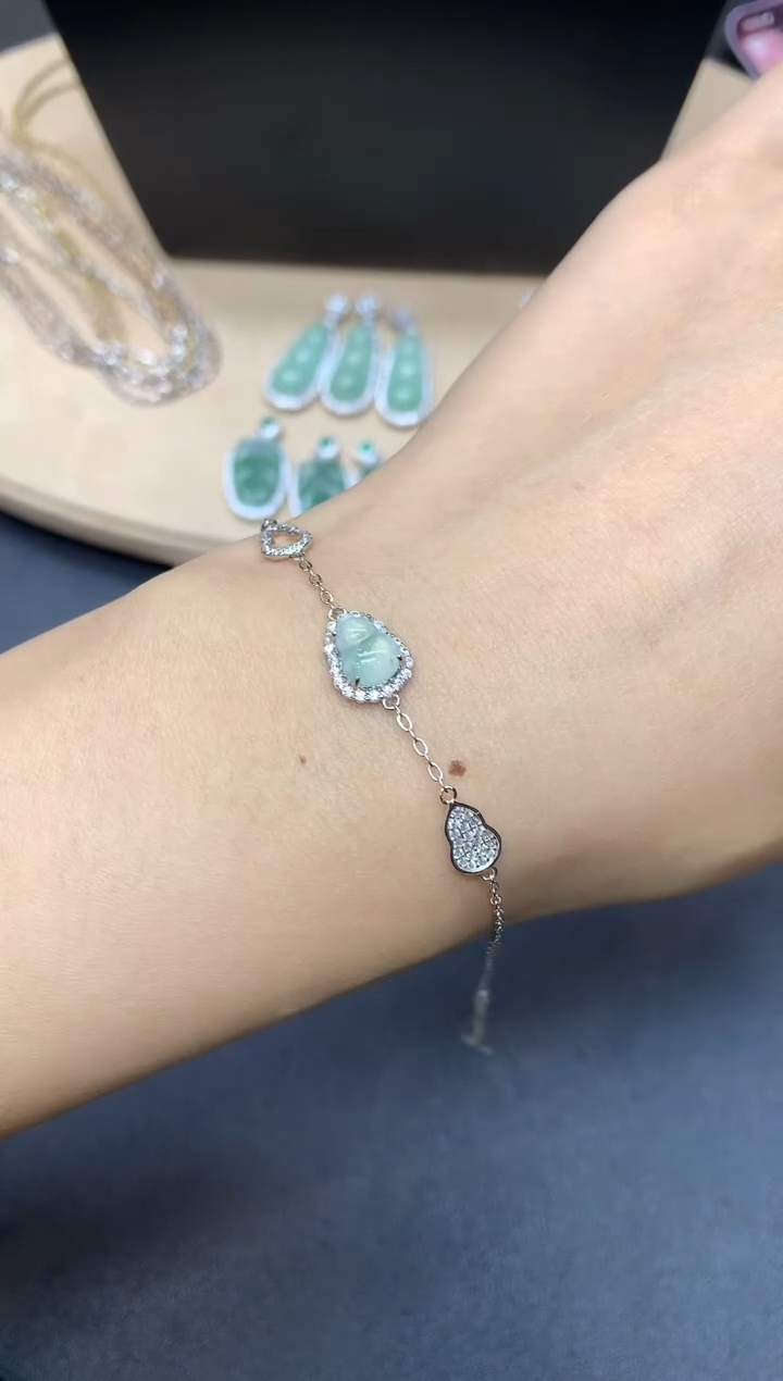 【闪购商品】翡翠手链银S925镶嵌葫芦【多样性发其一】