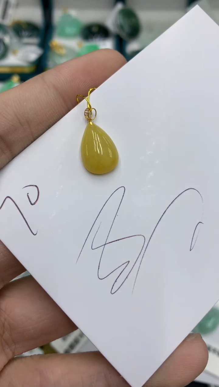 【闪购商品】翡翠颈饰18K金镶嵌翡翠