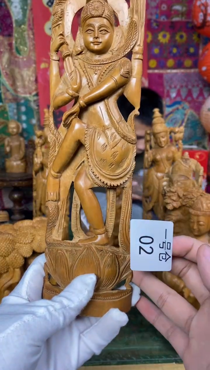 【闪购商品】檀香木1号仓02~工艺品107克神像