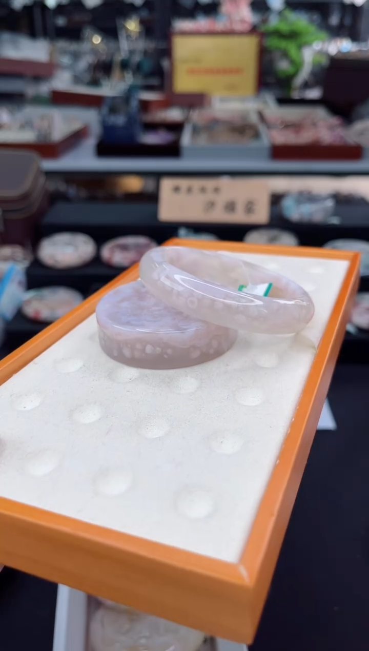 【闪购商品】石英质玉手镯未镶嵌58圈口（赠品镯心）3572239