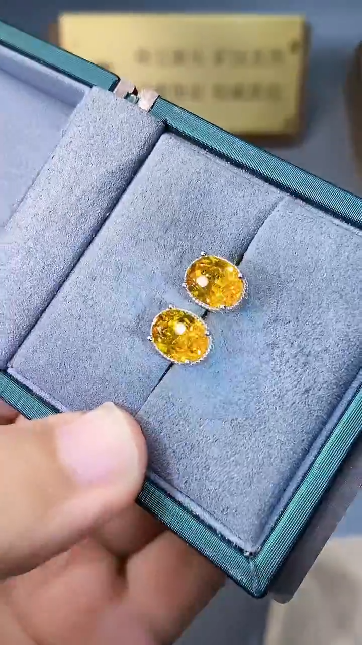 【闪购商品】彩色蓝宝石耳饰银S925镶嵌354