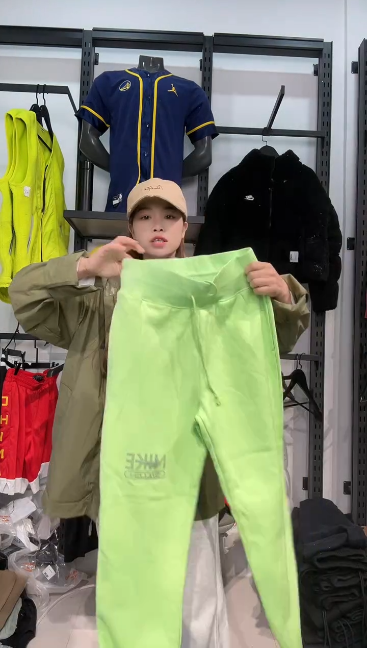 3597闪购编码 Nike/Jordan运动卫衣裤以直播间过款为准 尺码  m