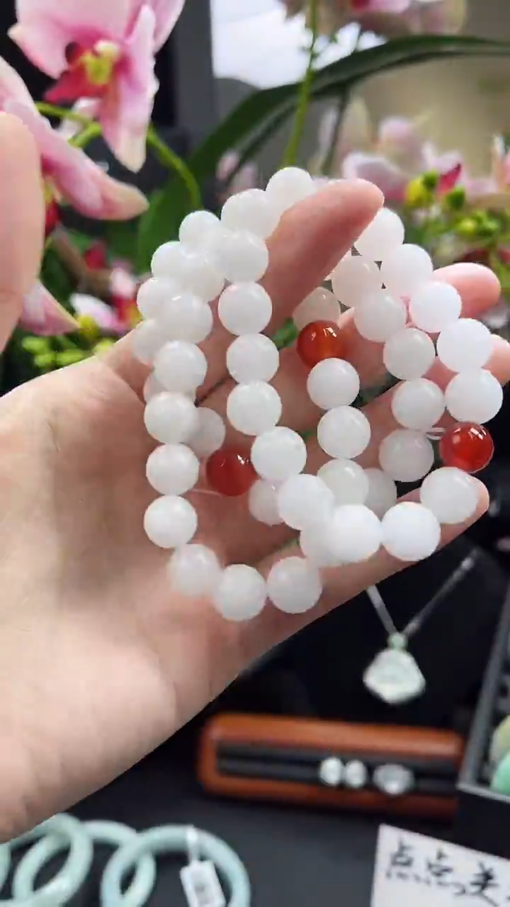 【闪购商品】石英质玉手串未镶嵌手串多样性发其一