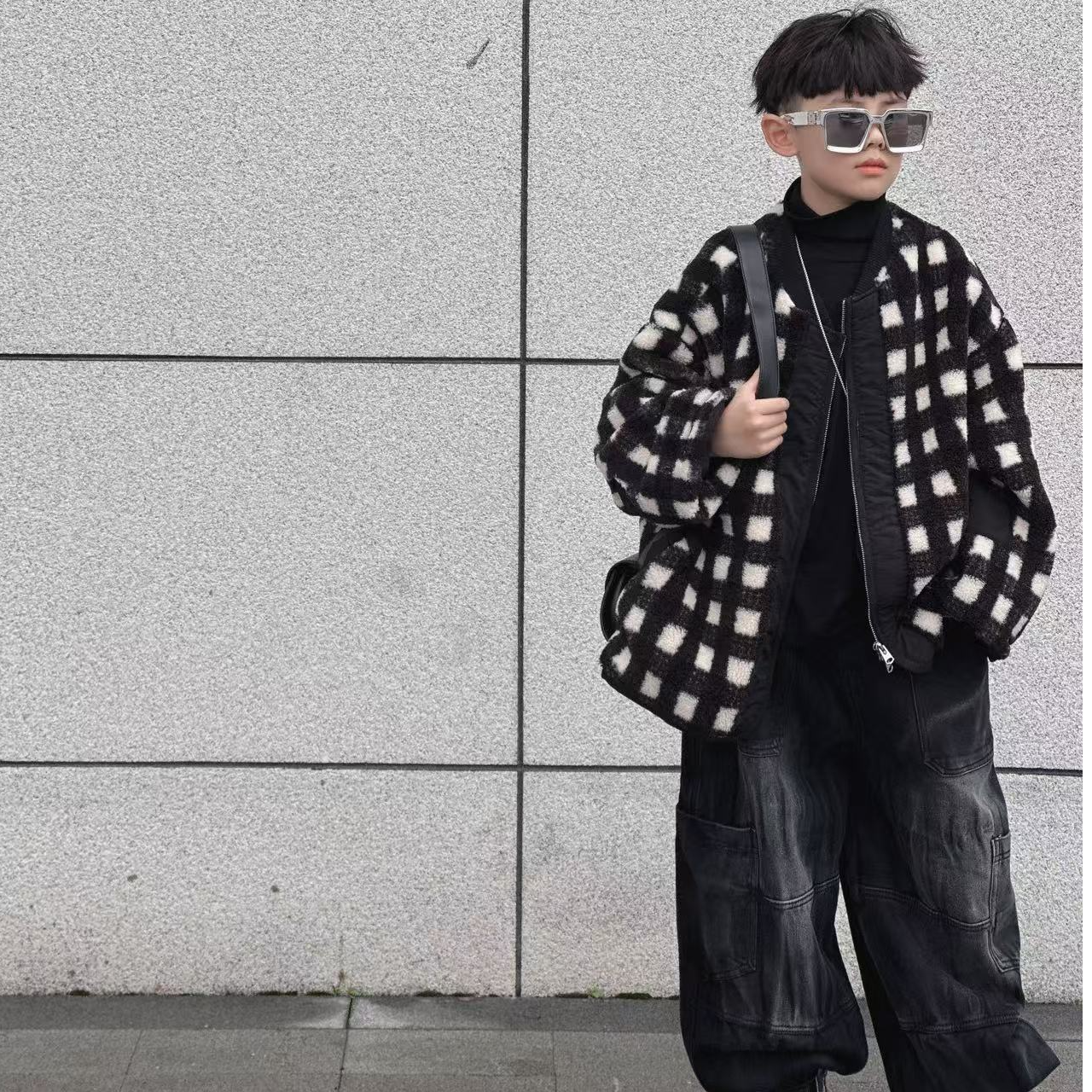 【摩登格调】小新爱穿的糯叽叽秋冬外套，模特穿150