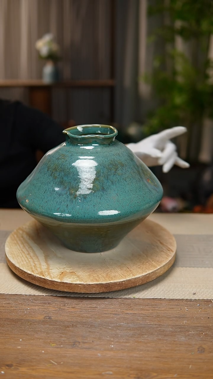 【闪购商品】陶瓷  花器光面蓝色飞碟瑕疵 