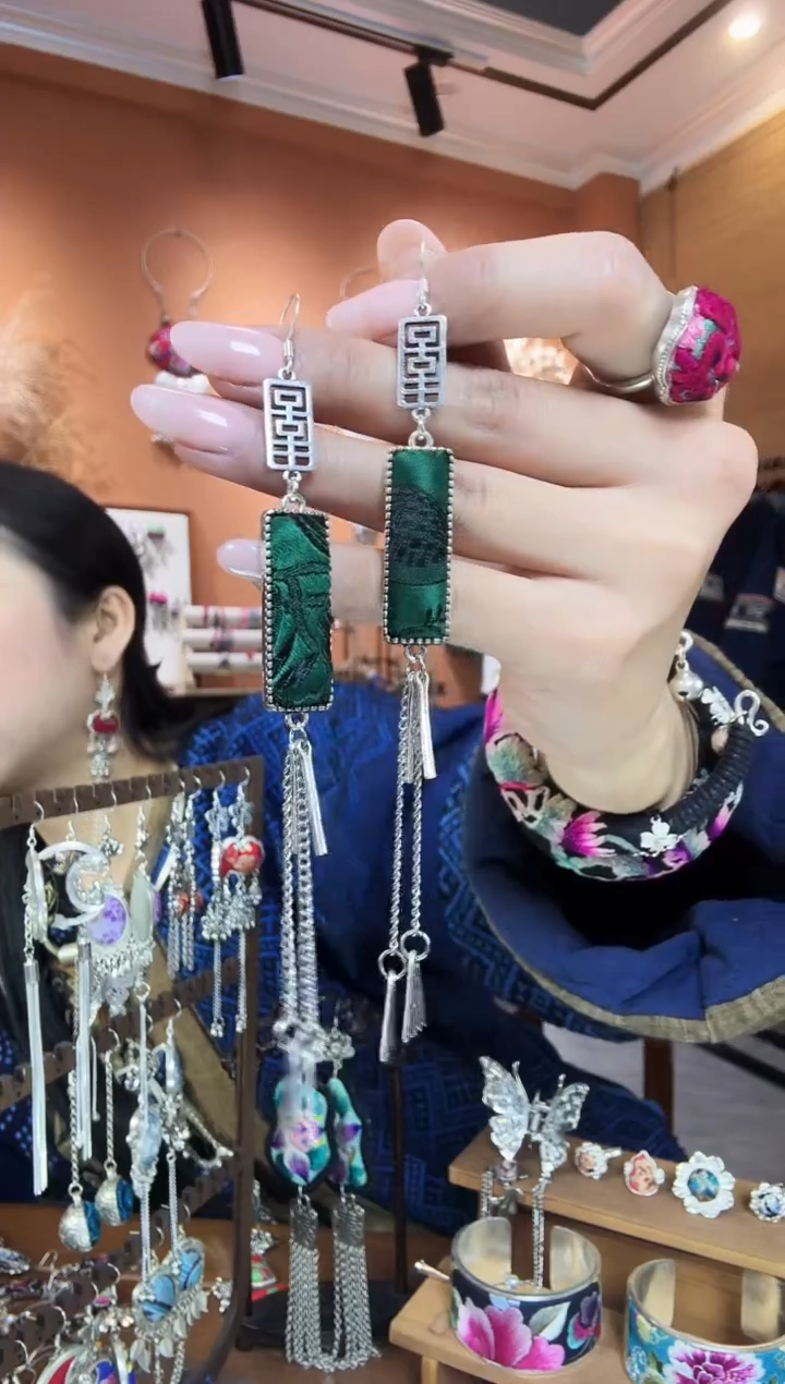 【闪购商品】刺绣纯手工耳环民族风