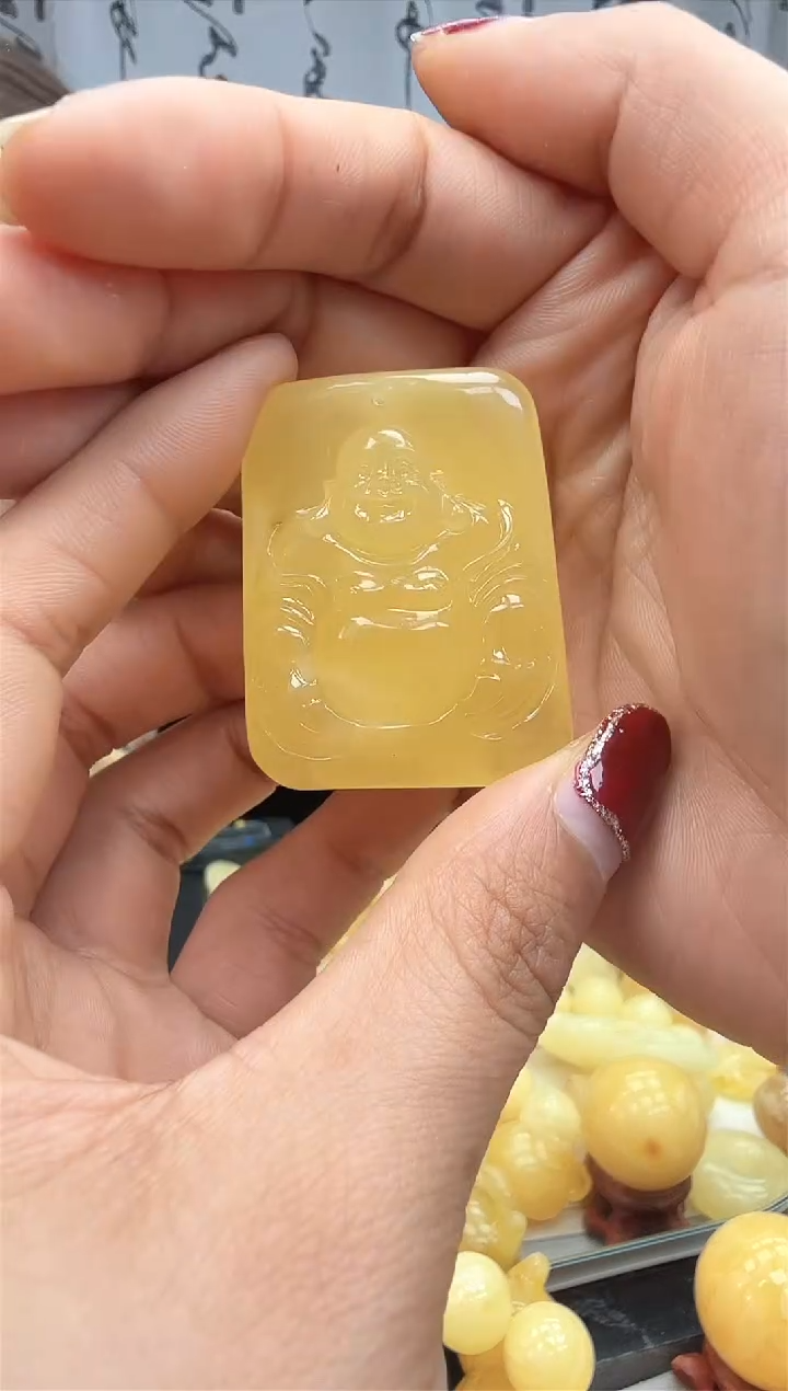 【闪购商品】琥珀裸石未镶嵌挂坠