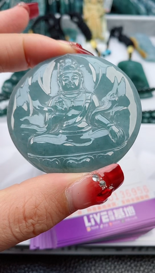 【闪购商品】翡翠颈饰未镶嵌                