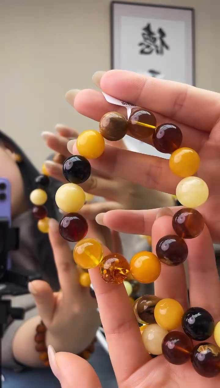 琥珀未镶嵌珠宝奇石T026 14假一罚十，多样性发一件