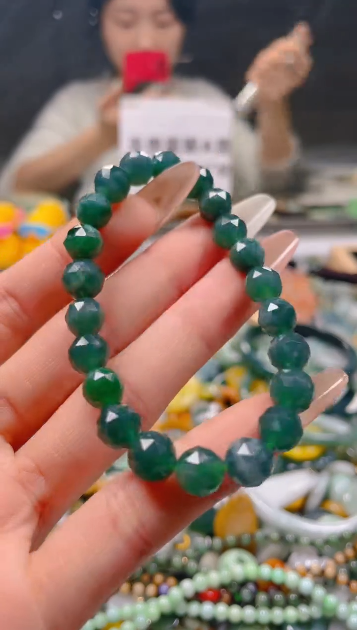 【闪购商品】翡翠颈饰未镶嵌7-8MM/Z/翡翠A货一图一物