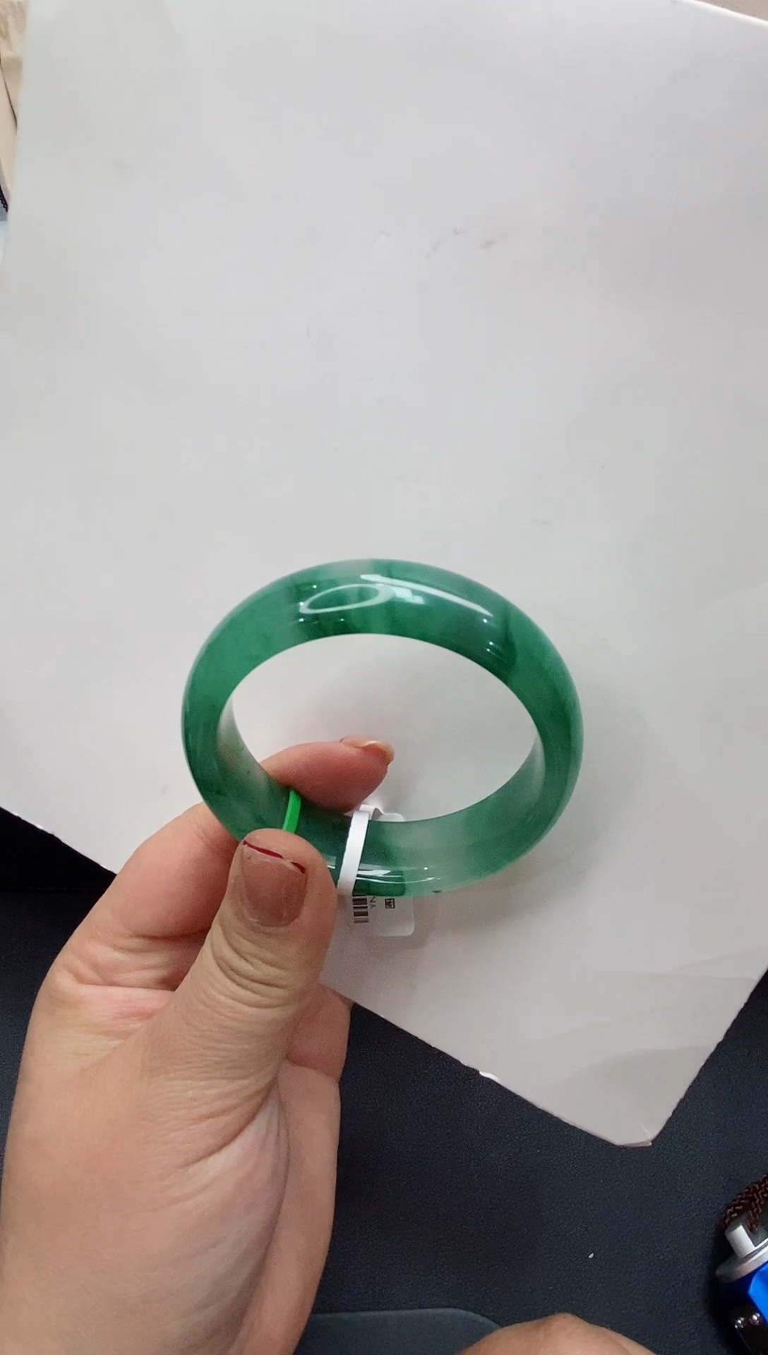 【闪购商品】石英质玉手镯未镶嵌非洲翠50