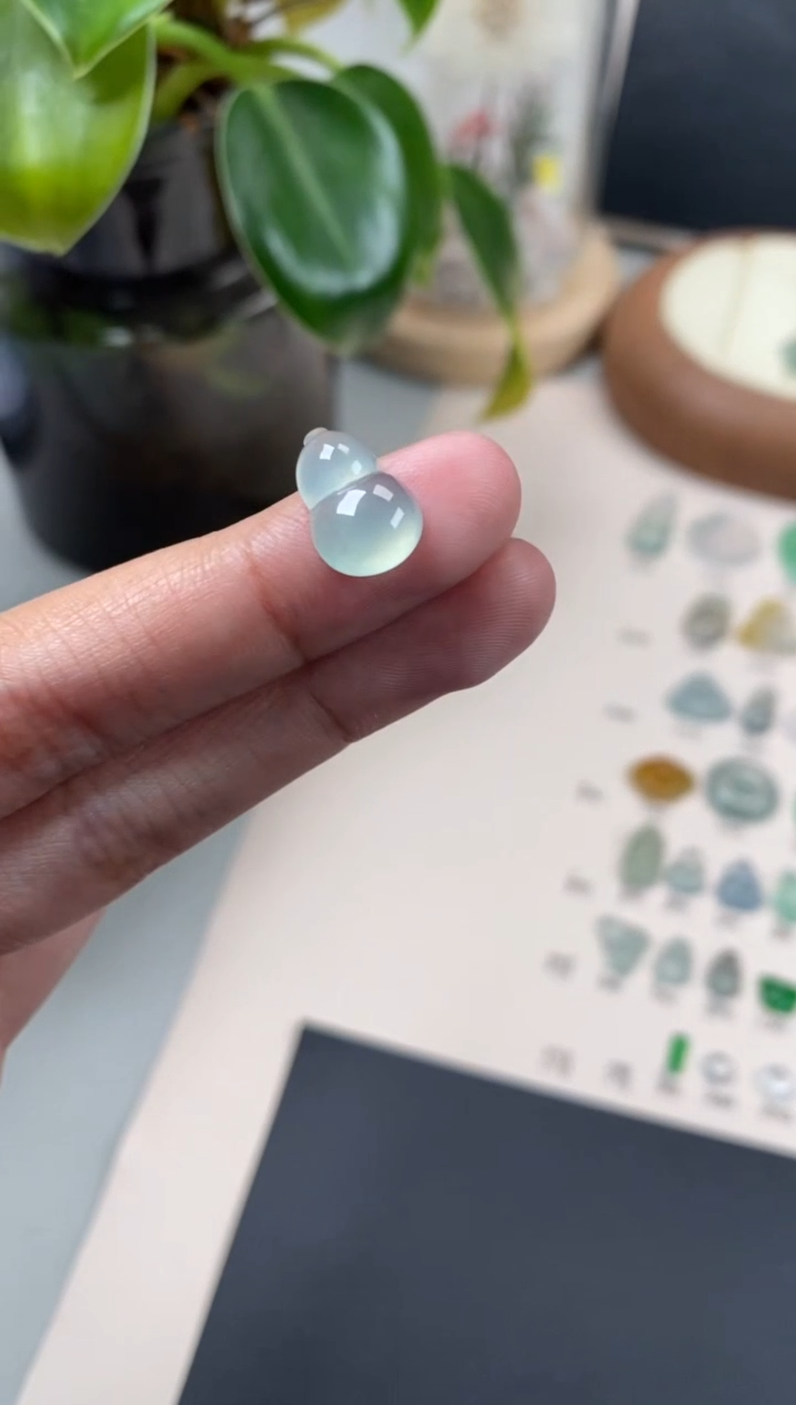 【闪购商品】翡翠颈饰未镶嵌翡翠冰种葫芦