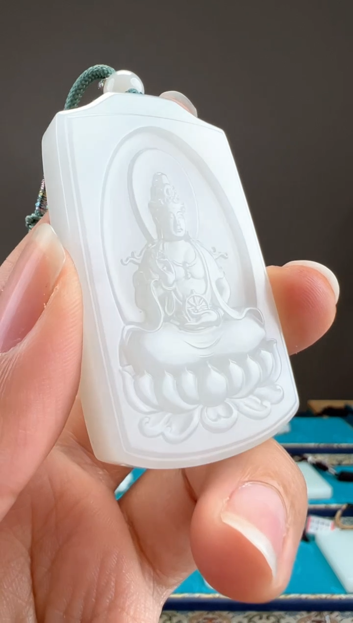 【闪购商品】和田玉颈饰未镶嵌1