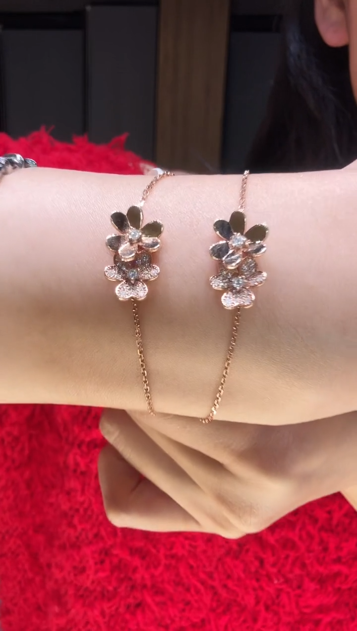 【闪购商品】钻石项链18K金镶嵌三花多样性发其一