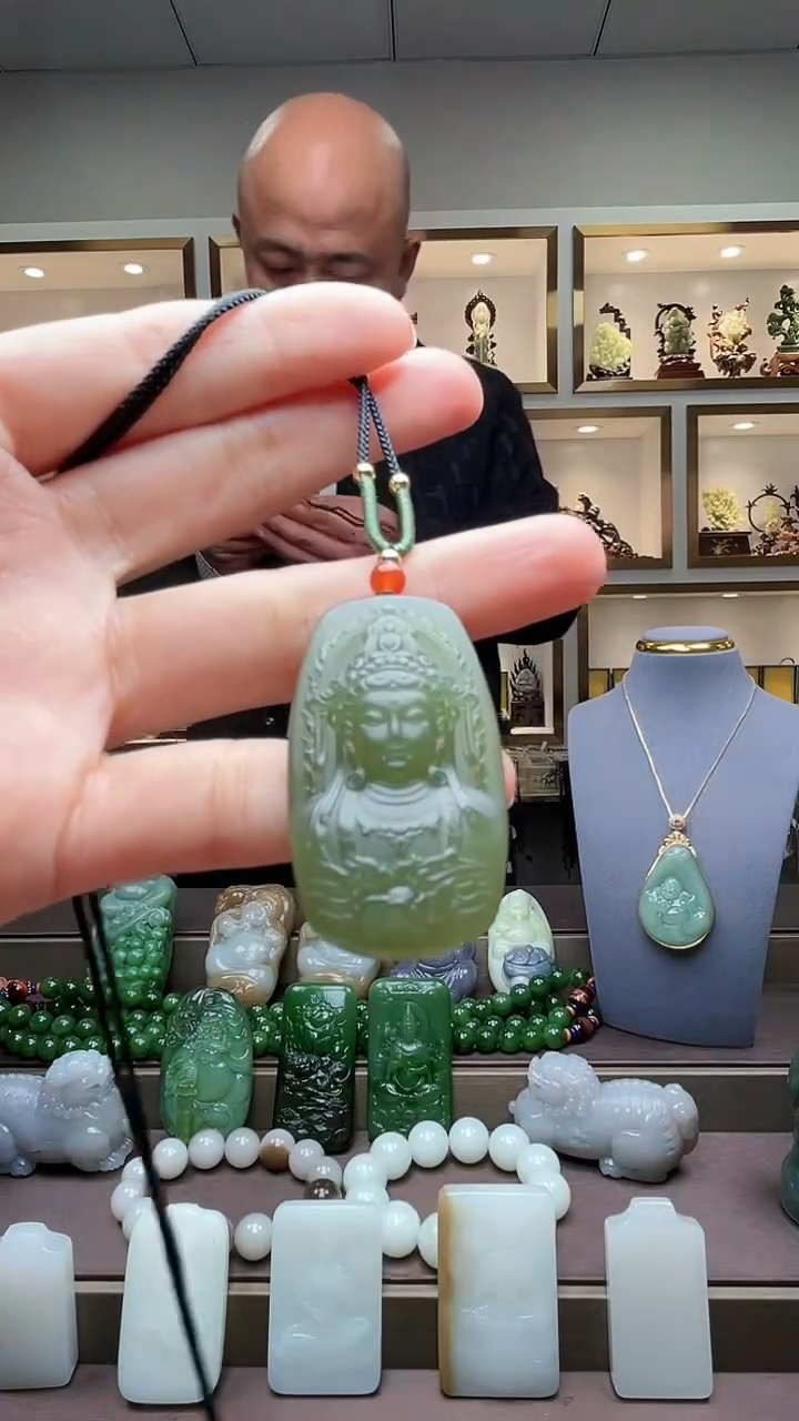 【闪购商品】和田玉颈饰未镶嵌苏