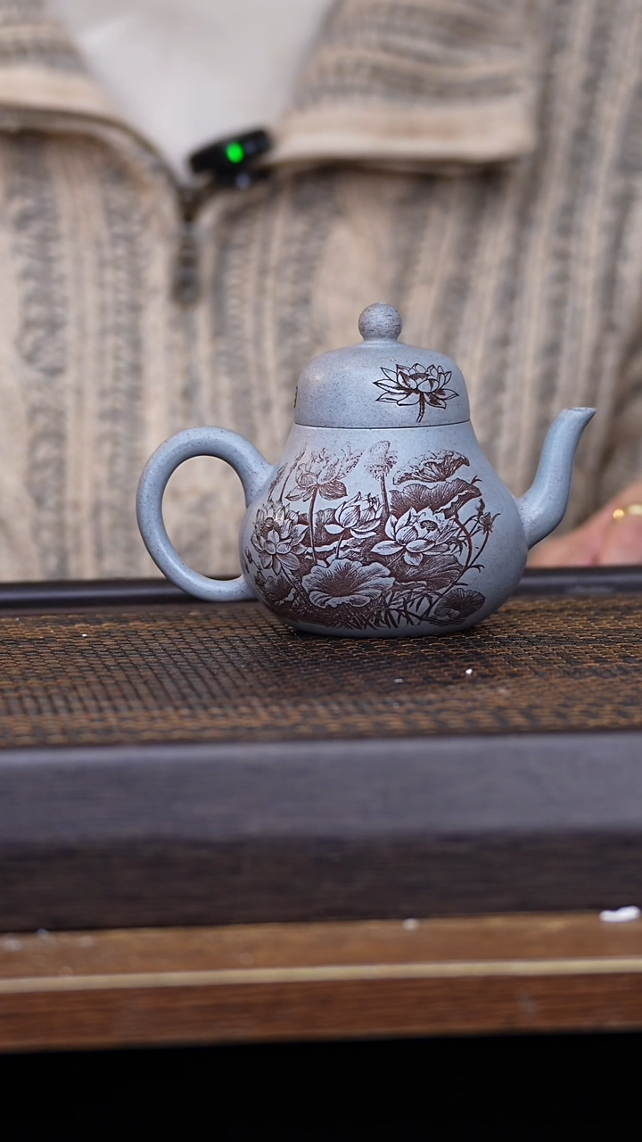 【闪购商品】紫砂茶壶46578931246987