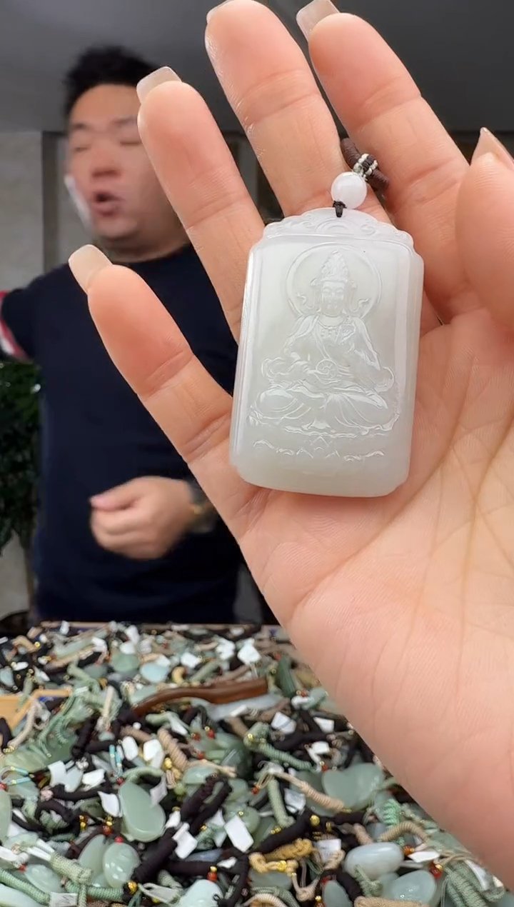 颈饰未镶嵌和田玉拍一发一多样性发货