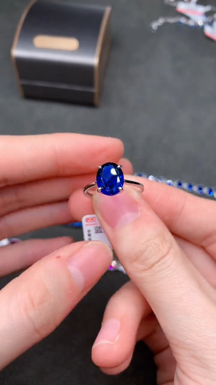 【闪购商品】蓝宝石戒指银S925镶嵌.........