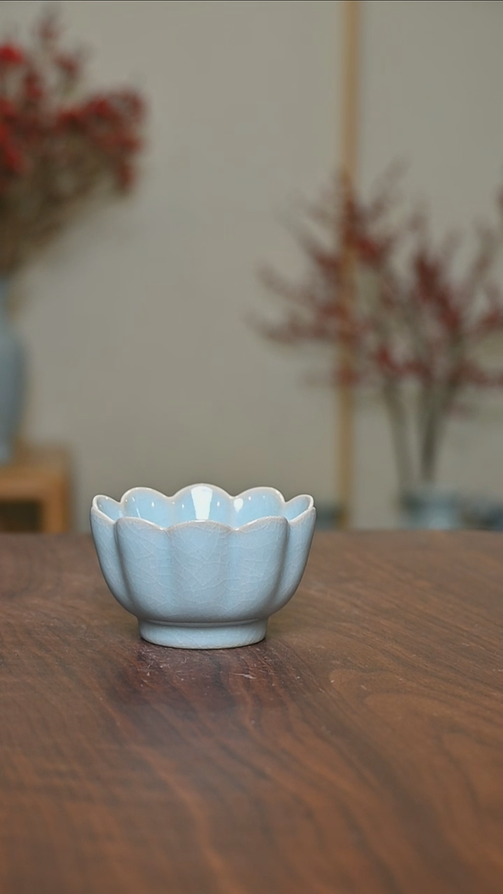 【闪购商品】其他莲花杯 微瑕天青釉 朱家款