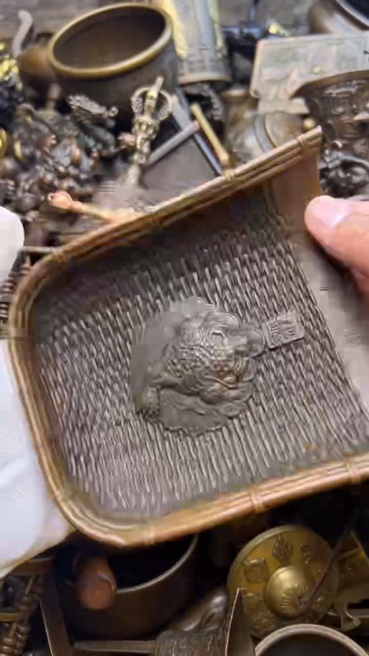 精美铜器，点击下单