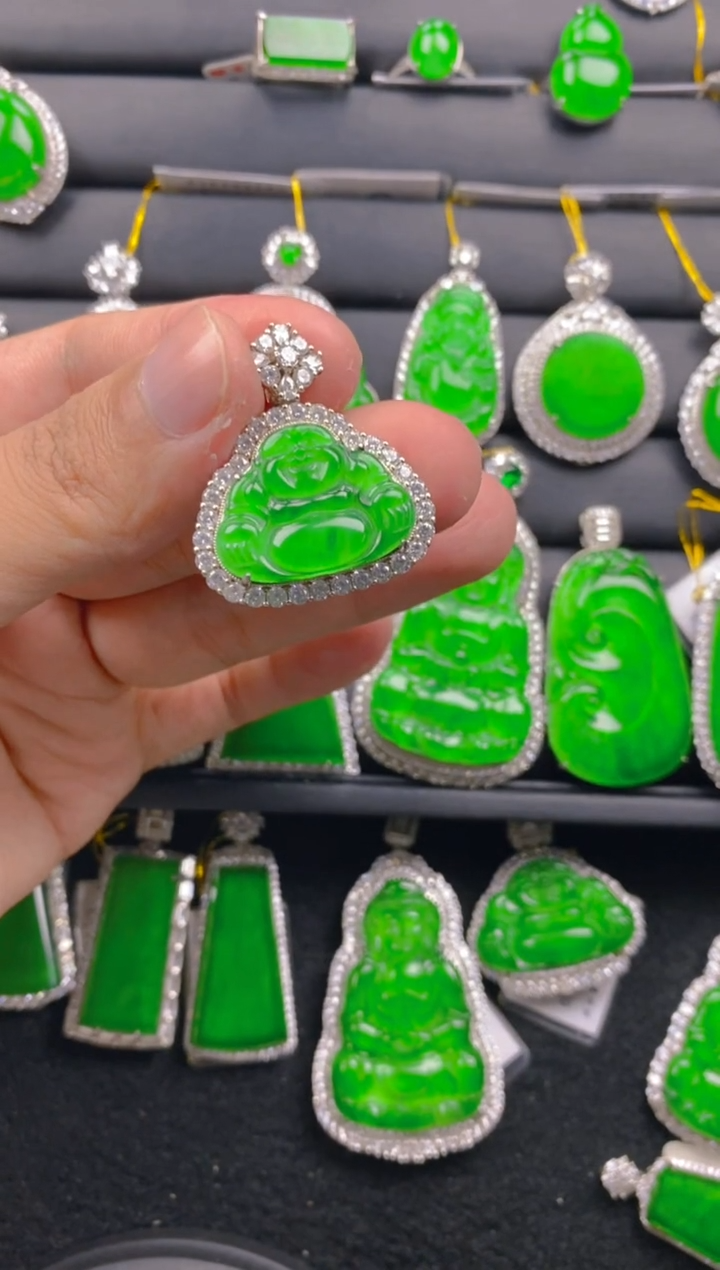 【闪购商品】翡翠颈饰银S925镶嵌11111111