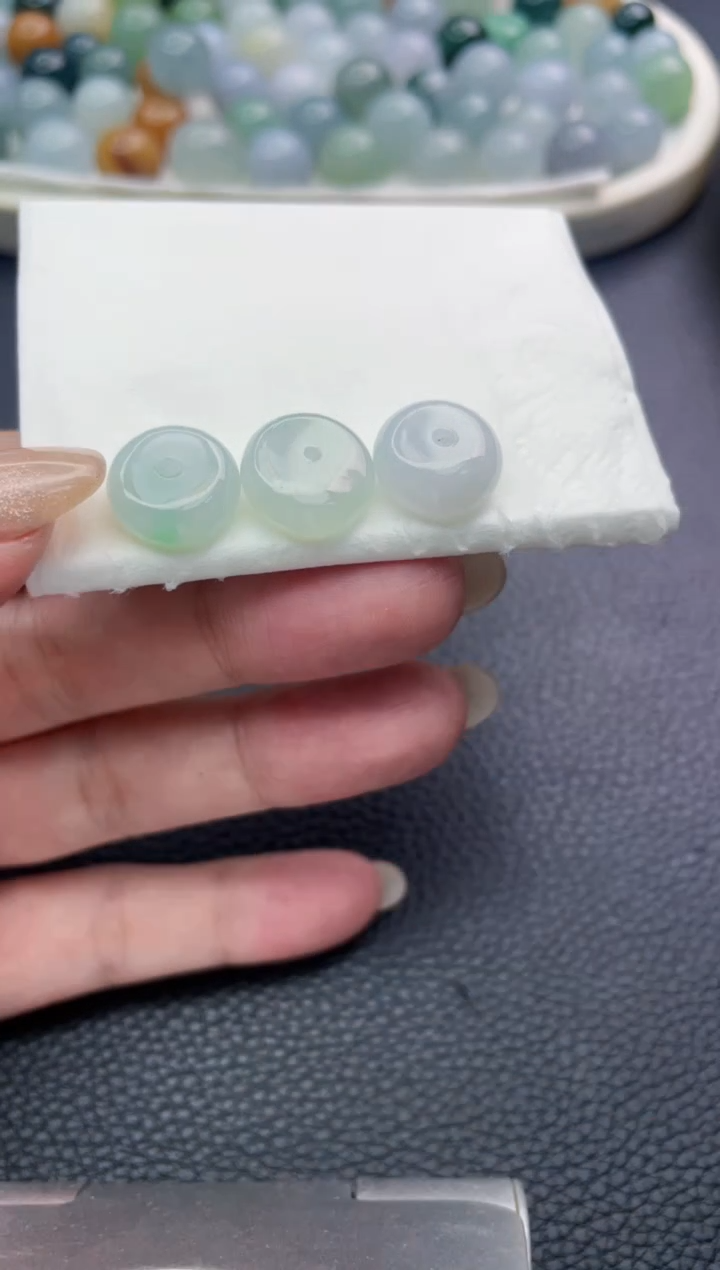 定制翡翠未镶嵌珠子