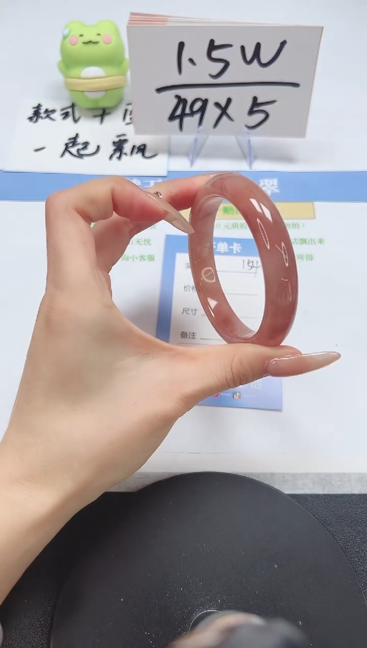 【闪购商品】石英质玉手镯未镶嵌A154-58-57