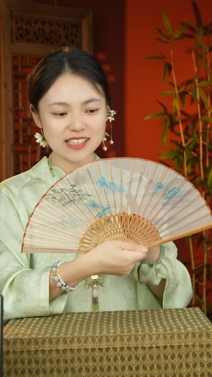 刺绣非遗苏绣折扇