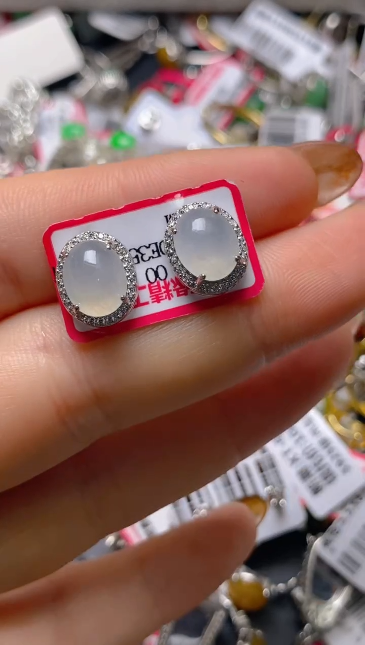 银S925镶嵌戒指翡翠百内无证书