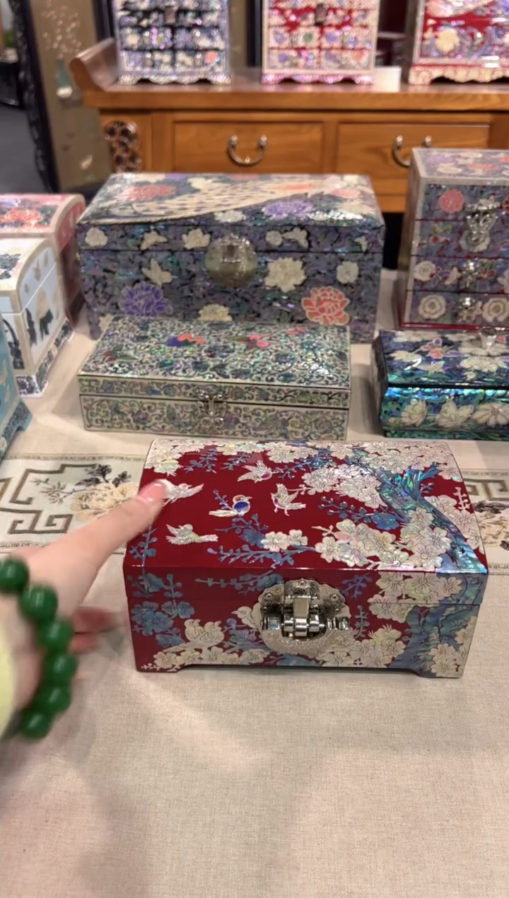 【闪购商品】鱼锁满贝底·弘贝雅螺钿漆器文化馆