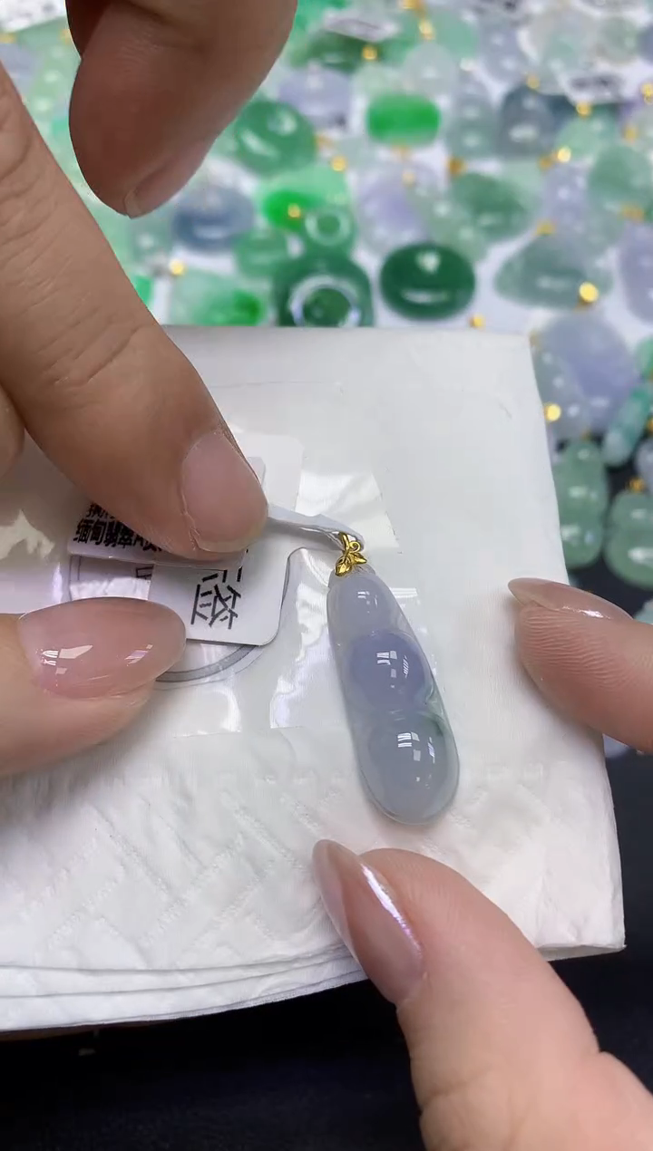 颈饰18K金镶嵌翡翠天然缅甸翡翠A货百元以上9元证书费自理