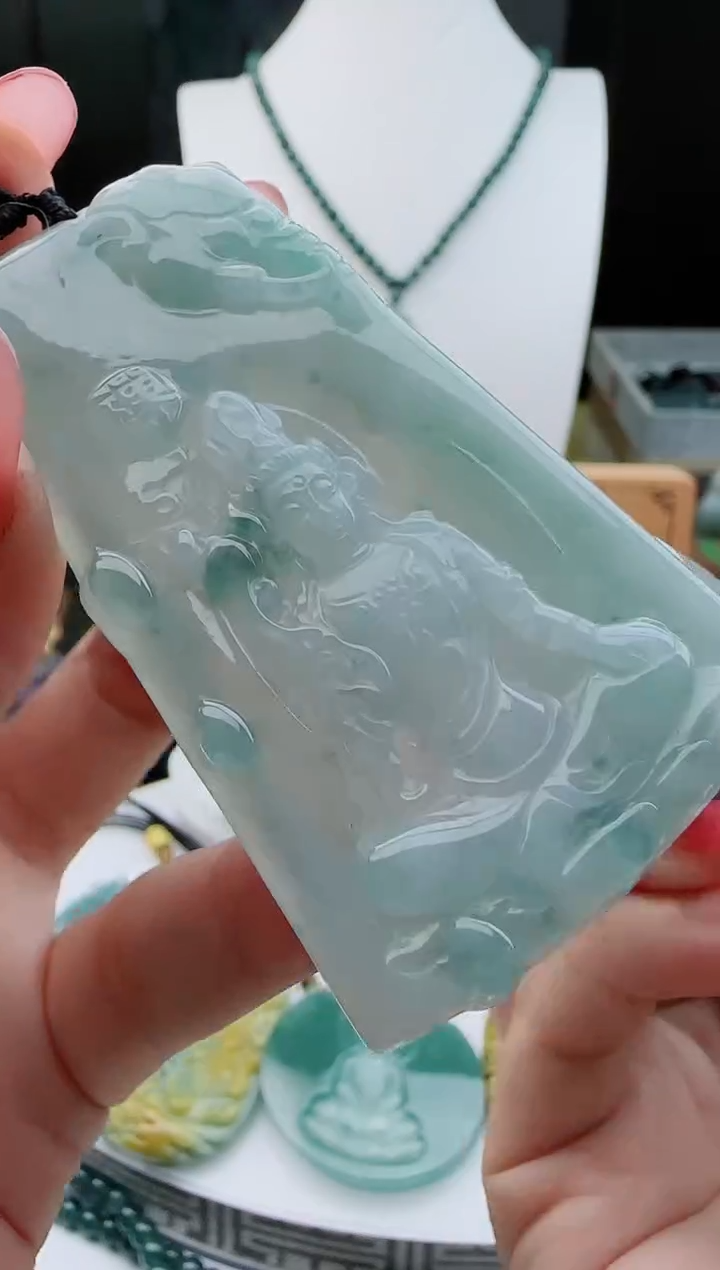 【闪购商品】翡翠颈饰未镶嵌11111111111