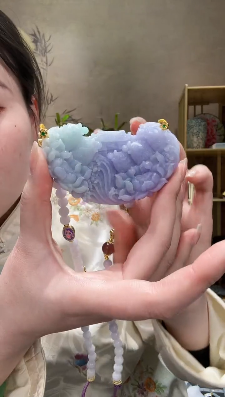 【闪购商品】翡翠颈饰未镶嵌吊坠