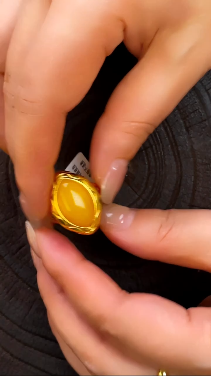 银S925镶嵌琥珀戒指天然琥珀蜜蜡马眼戒指