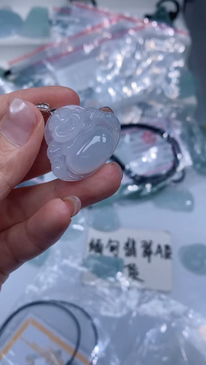 颈饰银S925镶嵌翡翠吊坠