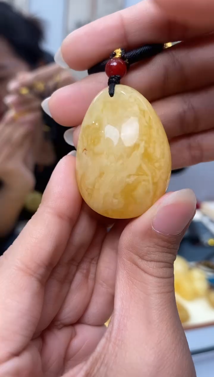 【闪购商品】琥珀裸石未镶嵌天然琥珀蜜蜡水滴