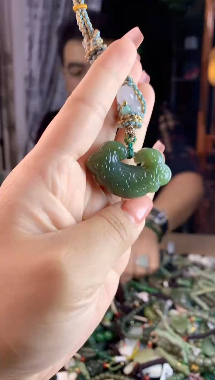 【闪购商品】和田玉挂件未镶嵌多样性发货拍一发一