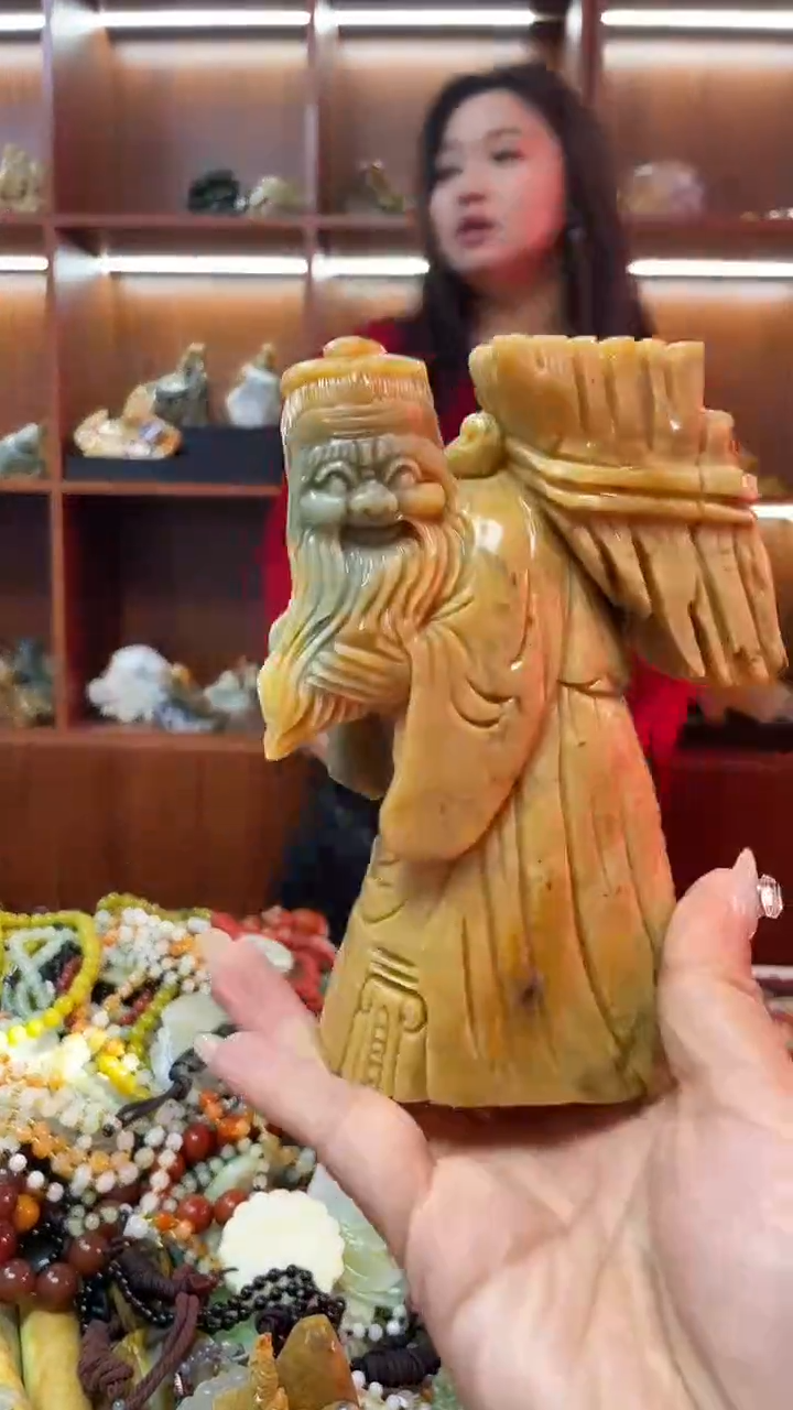 未镶嵌蛇纹石玉摆件     