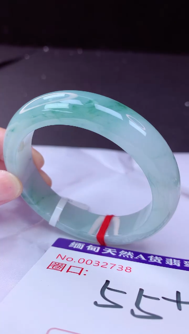 翡翠手镯未镶嵌55+             