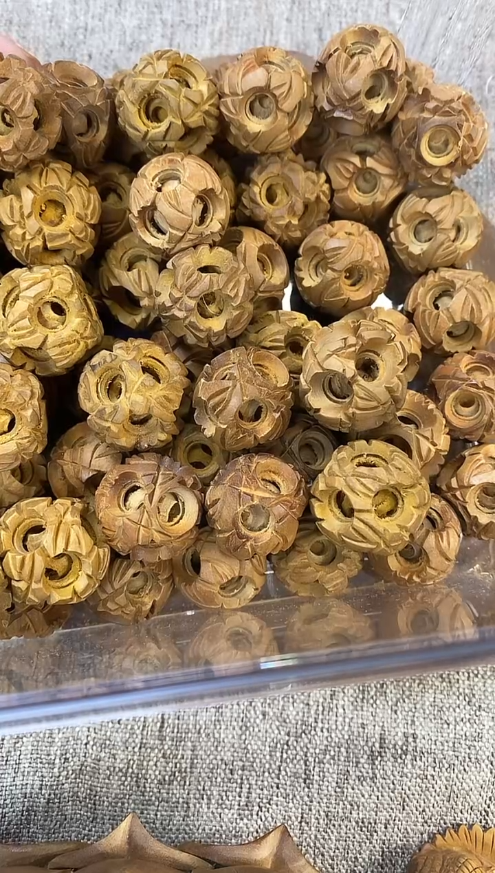 檀香木其他6号仓老山檀鬼工球多样性发其一
