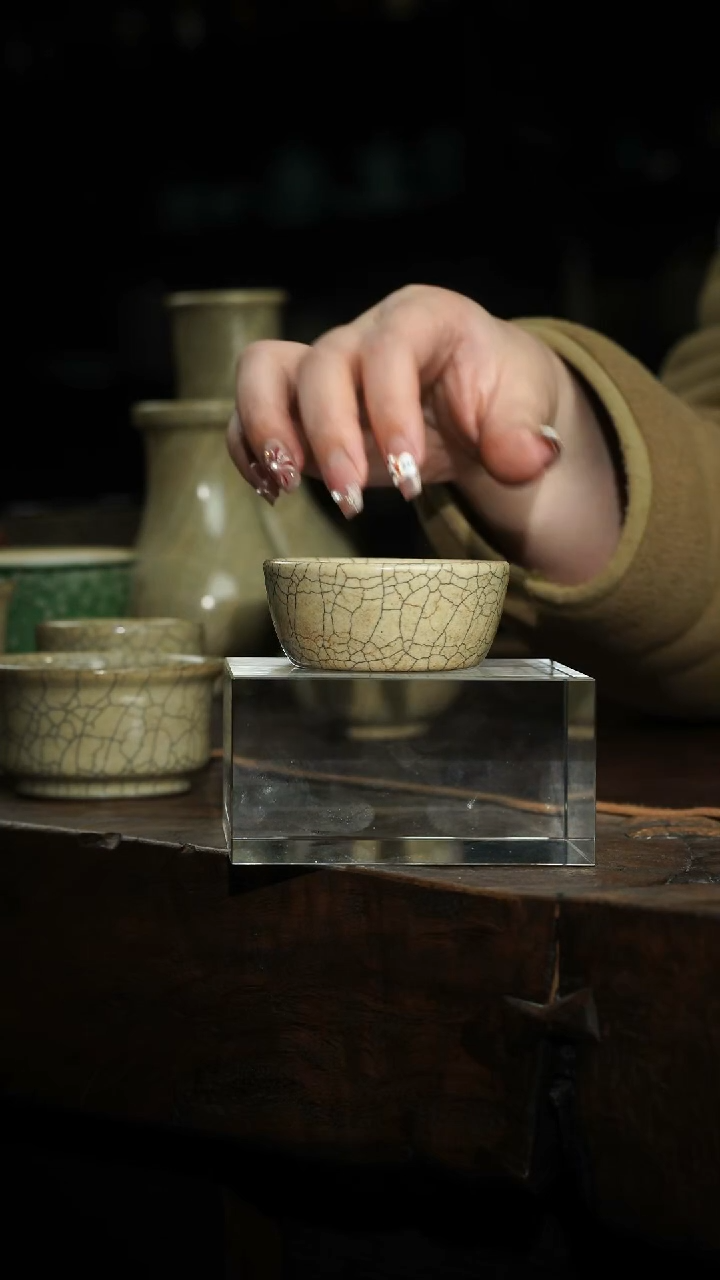 【闪购商品】瓷片《丹山片羽》巽风