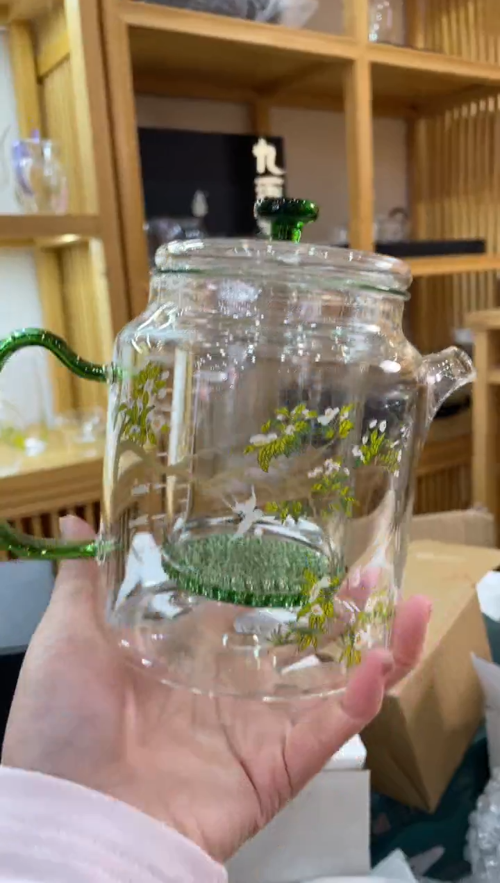 湖绿色梨花白燕神奇壶