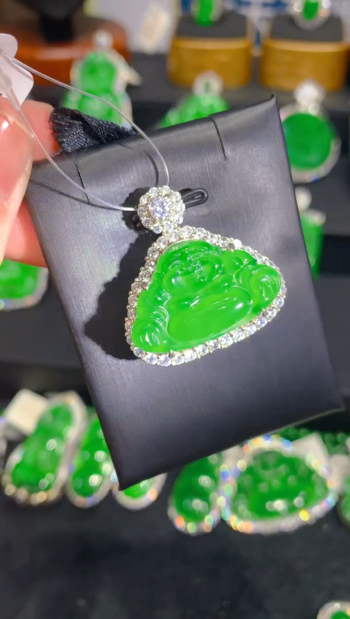 【闪购商品】翡翠颈饰银S925镶嵌33一季