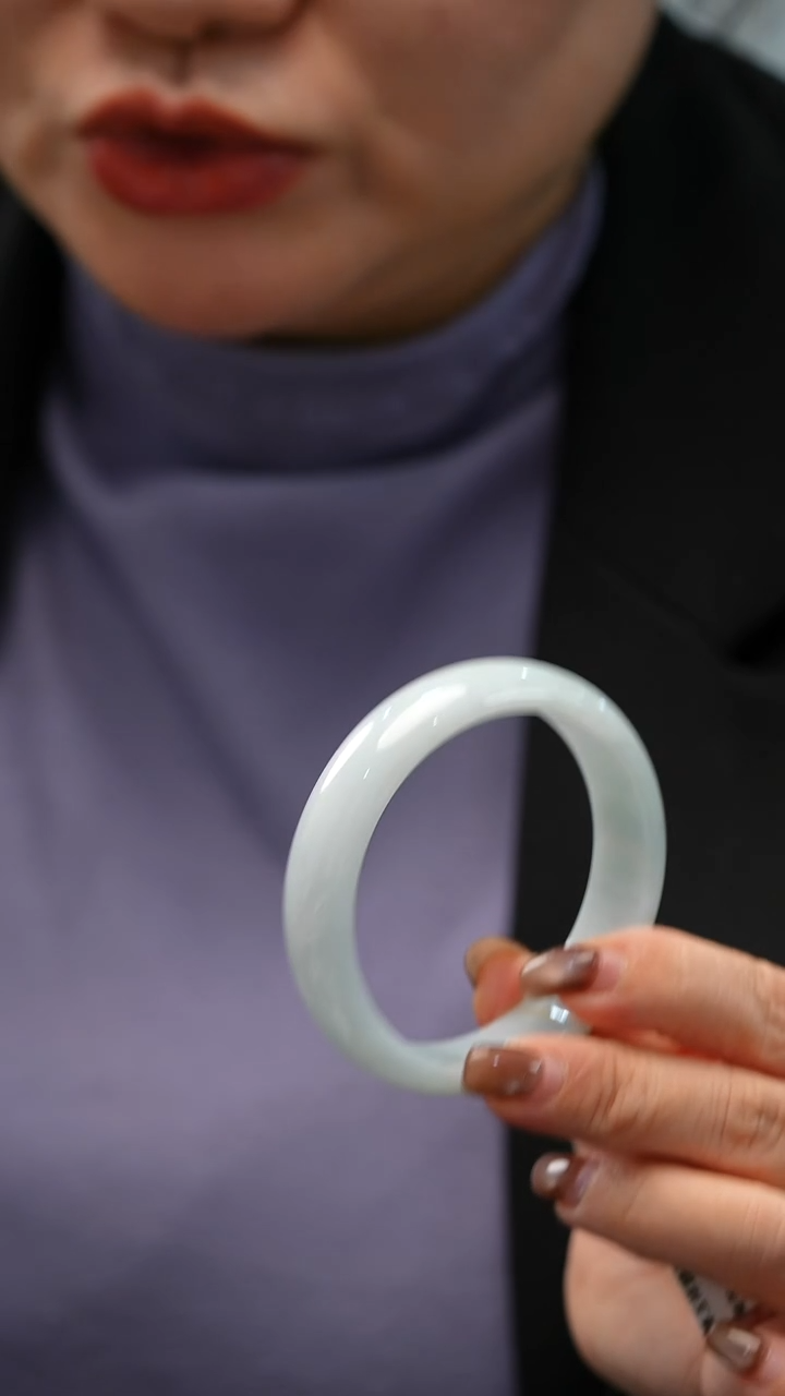 未镶嵌手镯翡翠72号