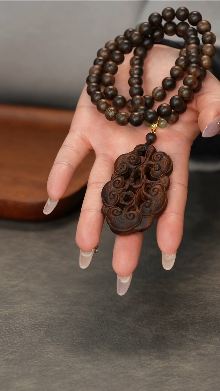 【闪购商品】沉香木手串富森红土玉化料多圈脖挂搭瘤疤老料沉香木雕