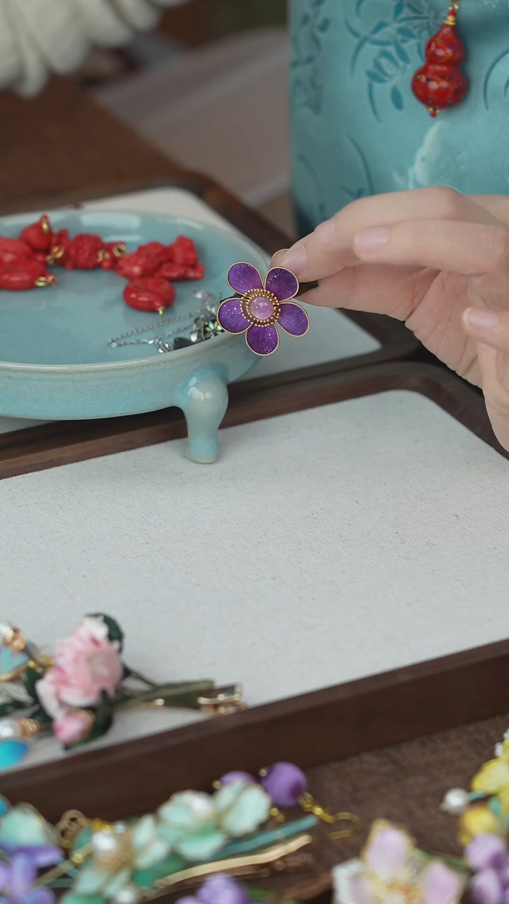 刺绣3787335864439406930