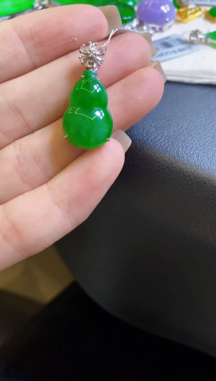 【闪购商品】定制翡翠18K金镶嵌葫芦