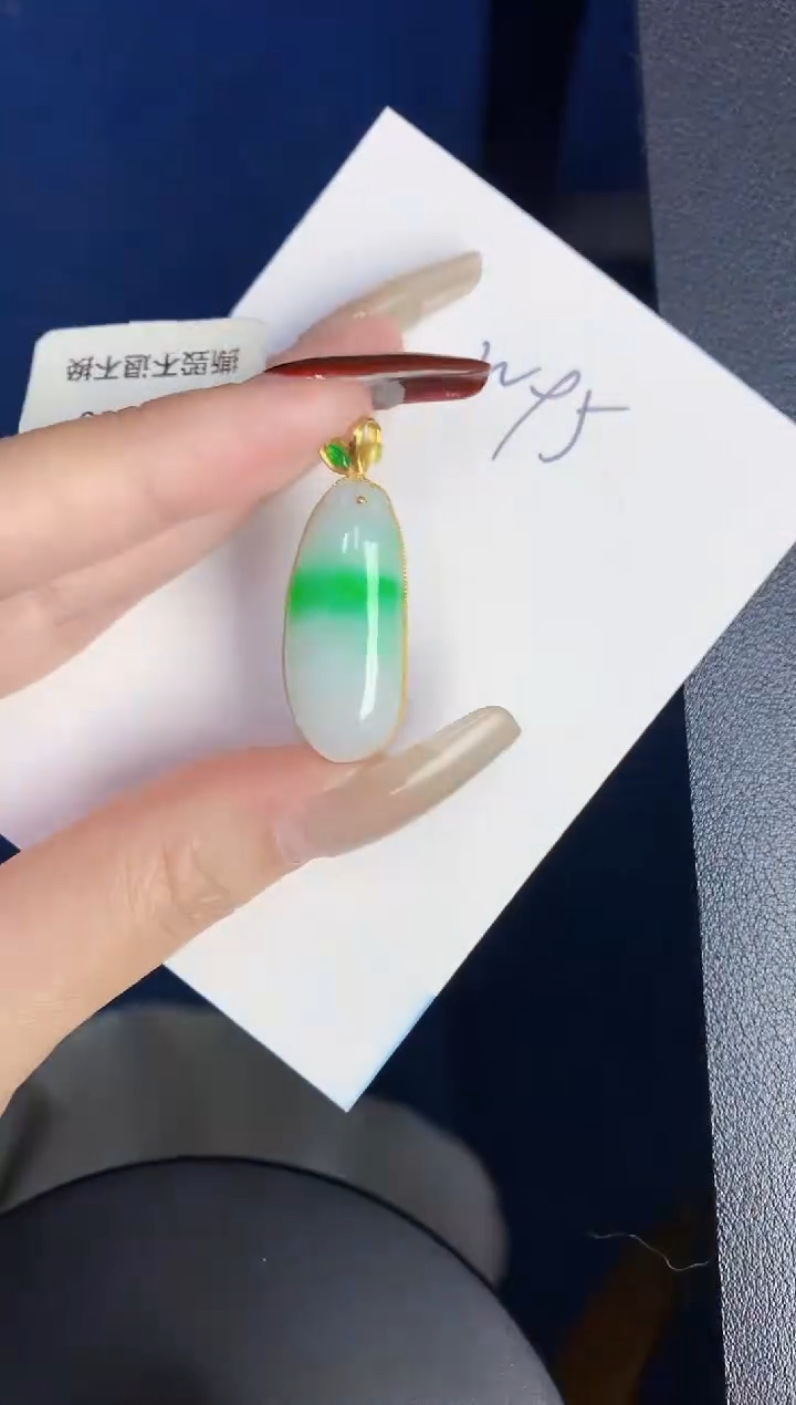 【闪购商品】翡翠颈饰18K金镶嵌0000000000
