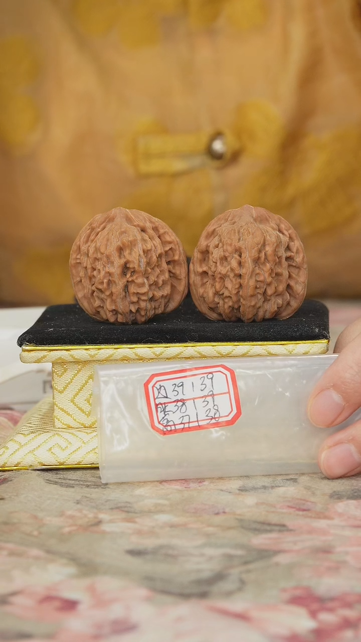 把件文玩核桃平谷四座楼